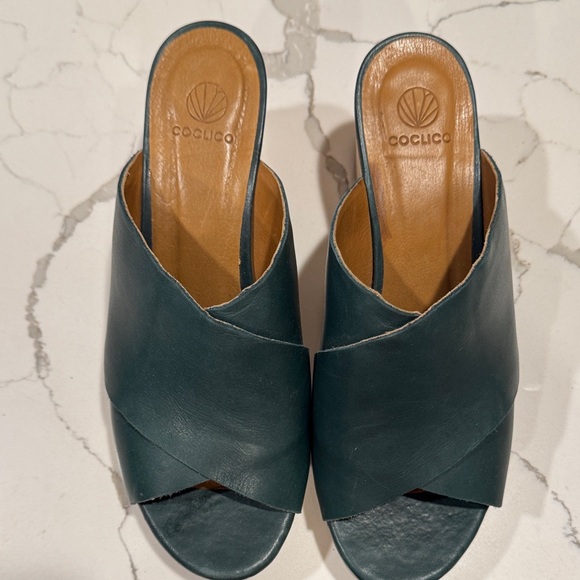COCLICO Shoes - Coclico green leather heels